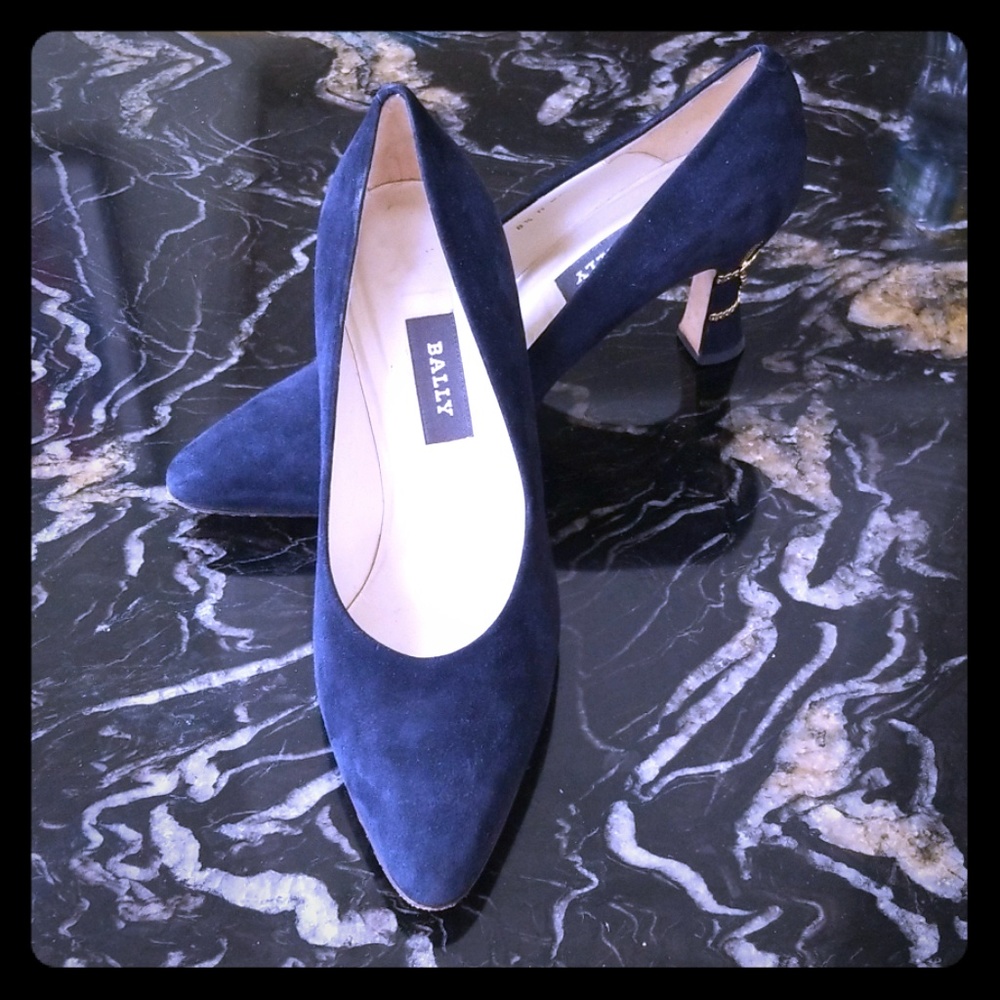 Dark blue bally pumps made in spain